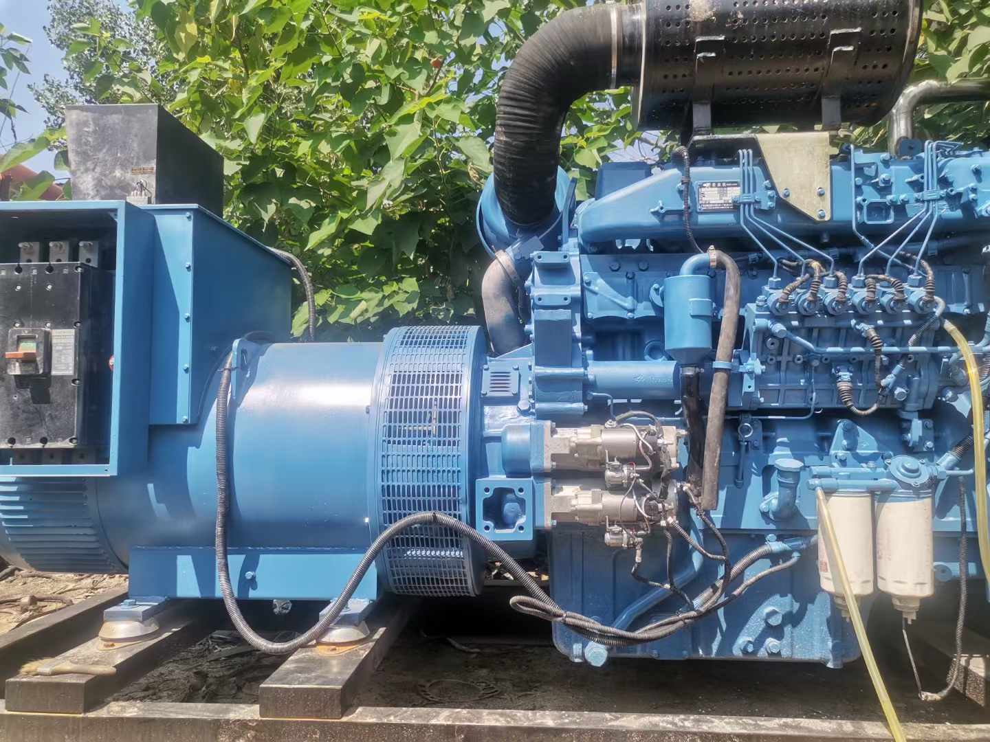 晴隆详细说明降低 800kW 柴油发电机输出电流波动的方法