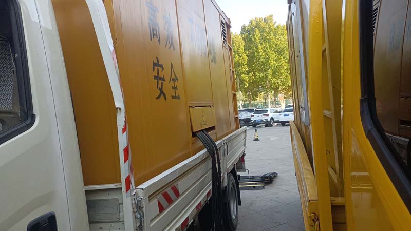 晴隆如何判断柴油发电机组和UPS电源的切换时间是否符合要求？