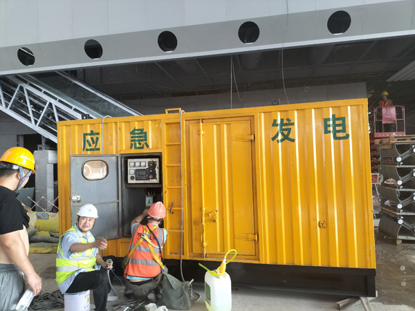 晴隆怎样判断空气滤清器是否需要更换？